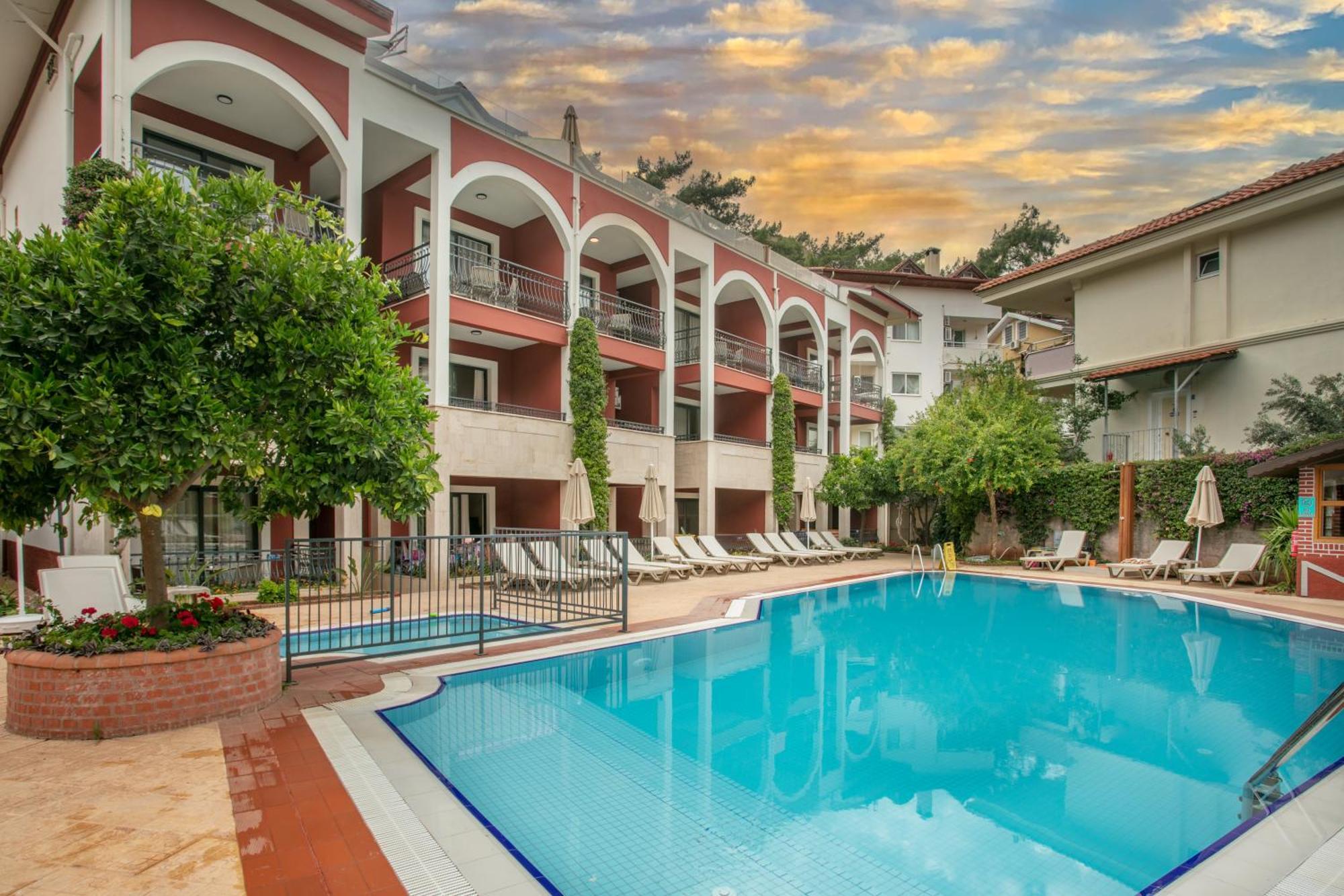 Grand Aquarium Aparthotel Marmaris Exterior photo