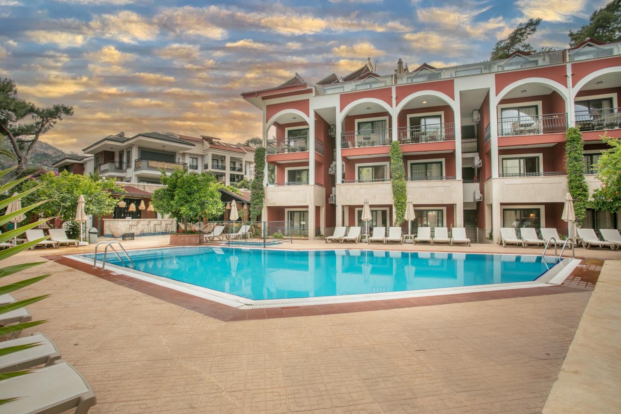 Grand Aquarium Aparthotel Marmaris Exterior photo